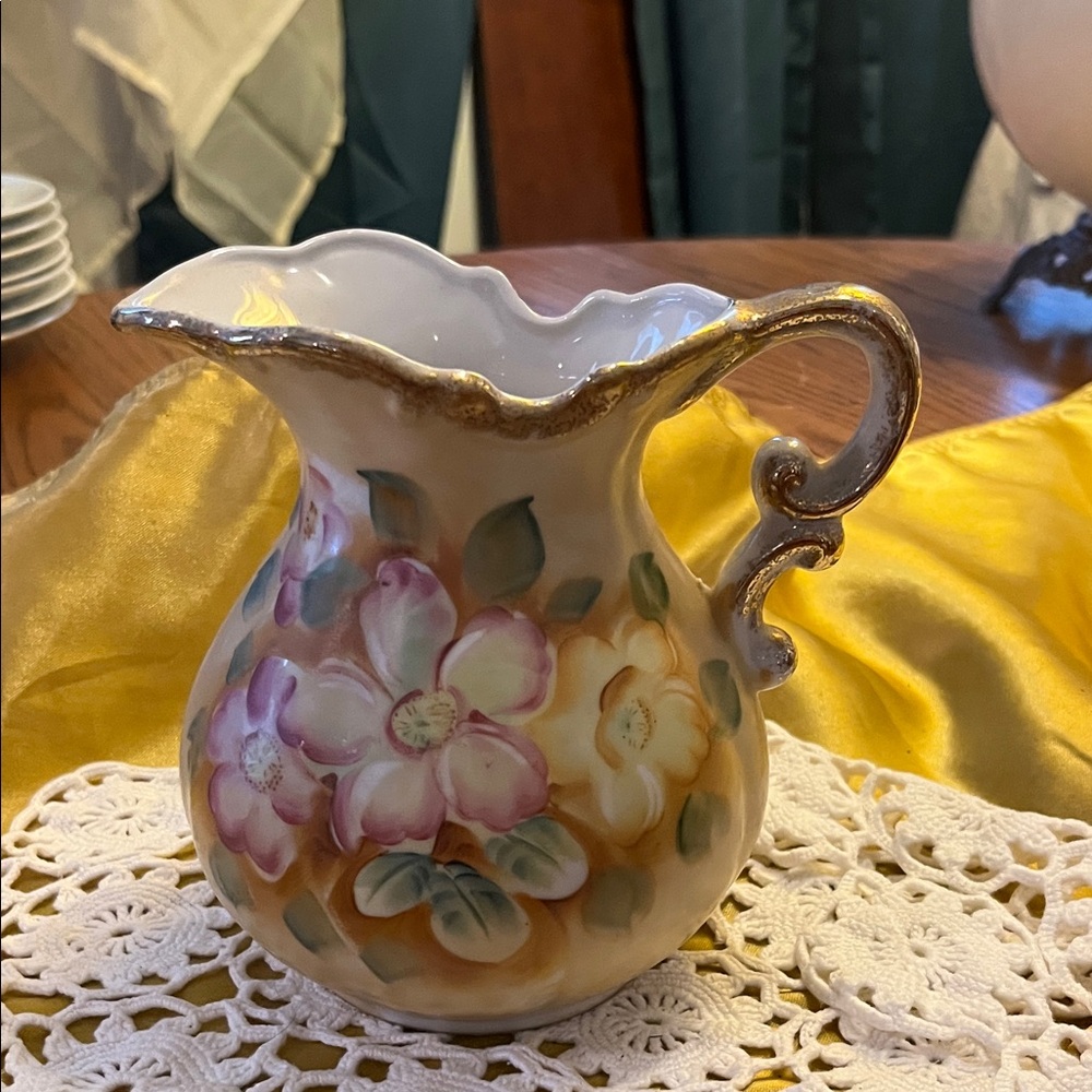 Homco Floral Ceramic Vase with Gold Handle